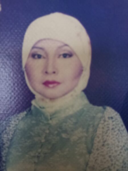 Ari Purwati binti Sambodo Kusasi  𓉸